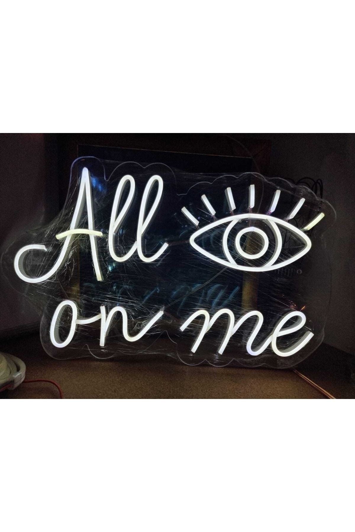 All Eyes On Me Neon Tabela