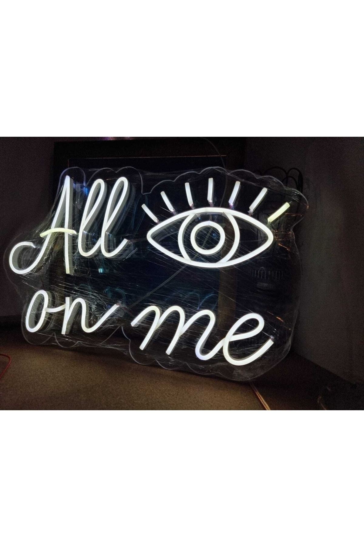 All Eyes On Me Neon Tabela