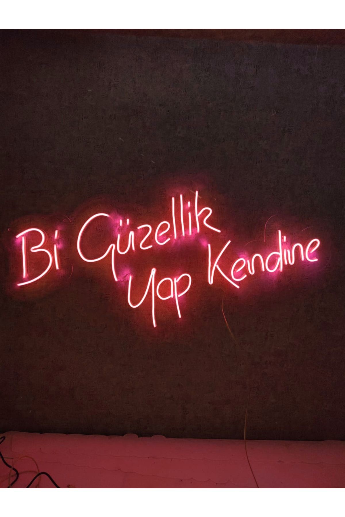 kırmızı