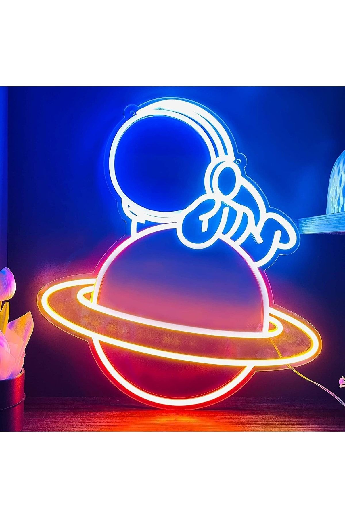 Astronot & Satürn Neon Tabela Neon Yazı Dekoratif Aydınlatma
