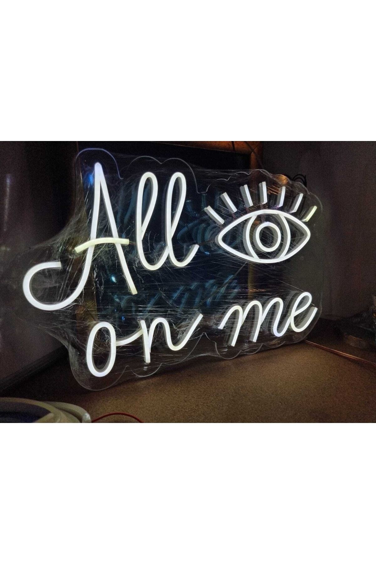 All Eyes On Me Neon Tabela