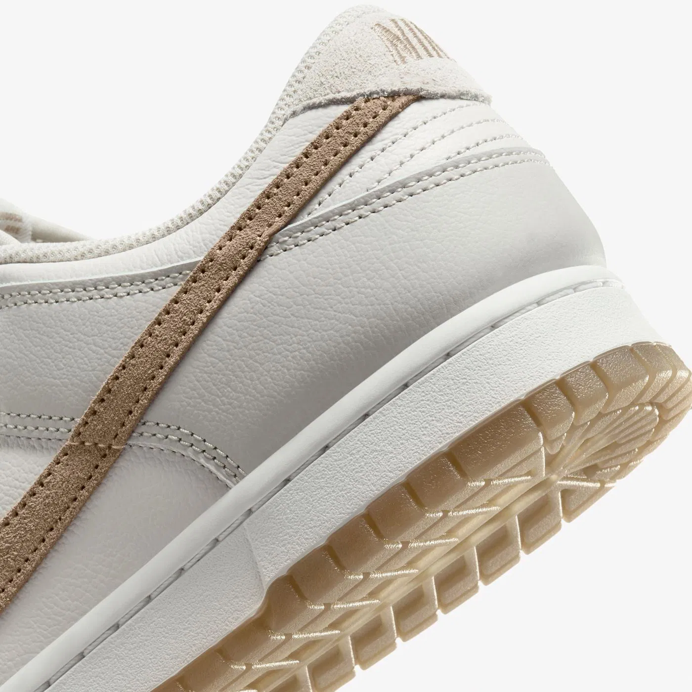 Dunk Low Retro SE