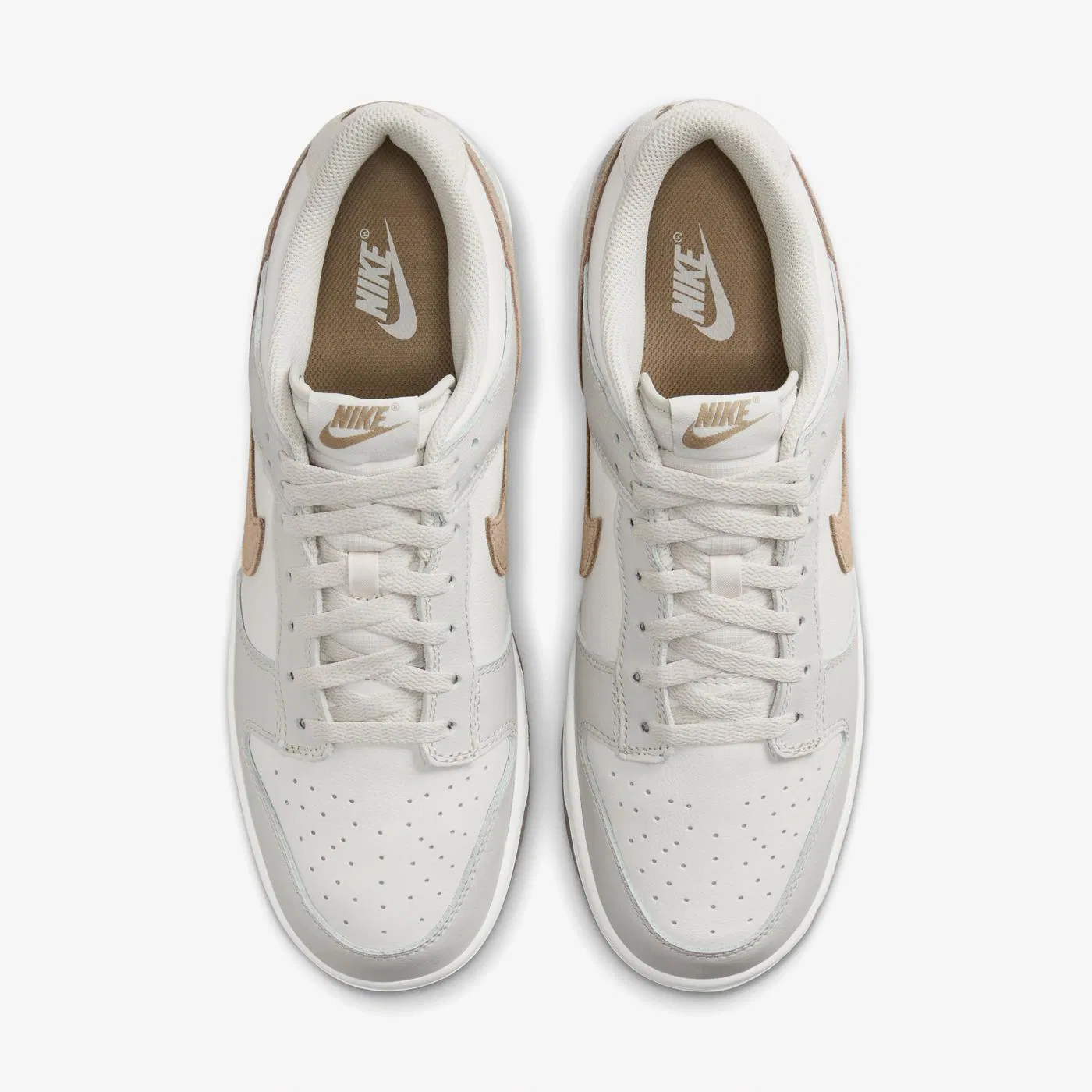 Dunk Low Retro SE