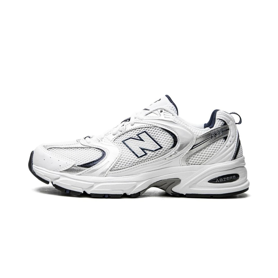 NEW BALANCE 530 WHİTE NAVY