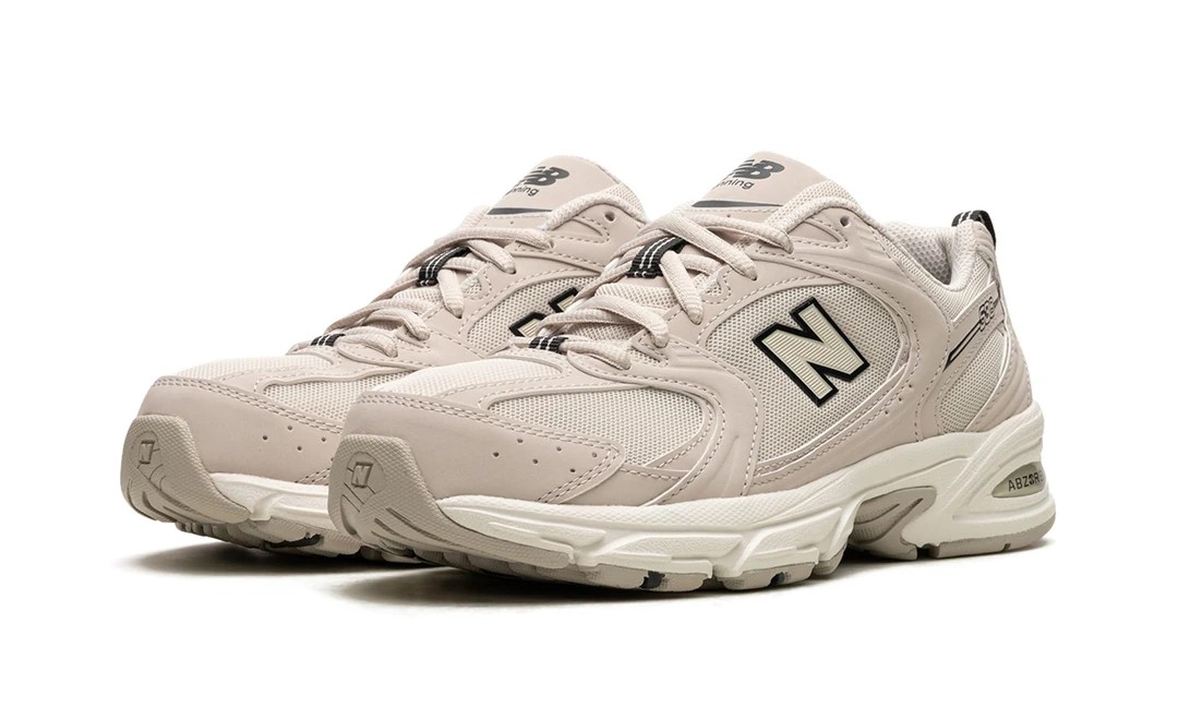 New Balance 530 Ivory