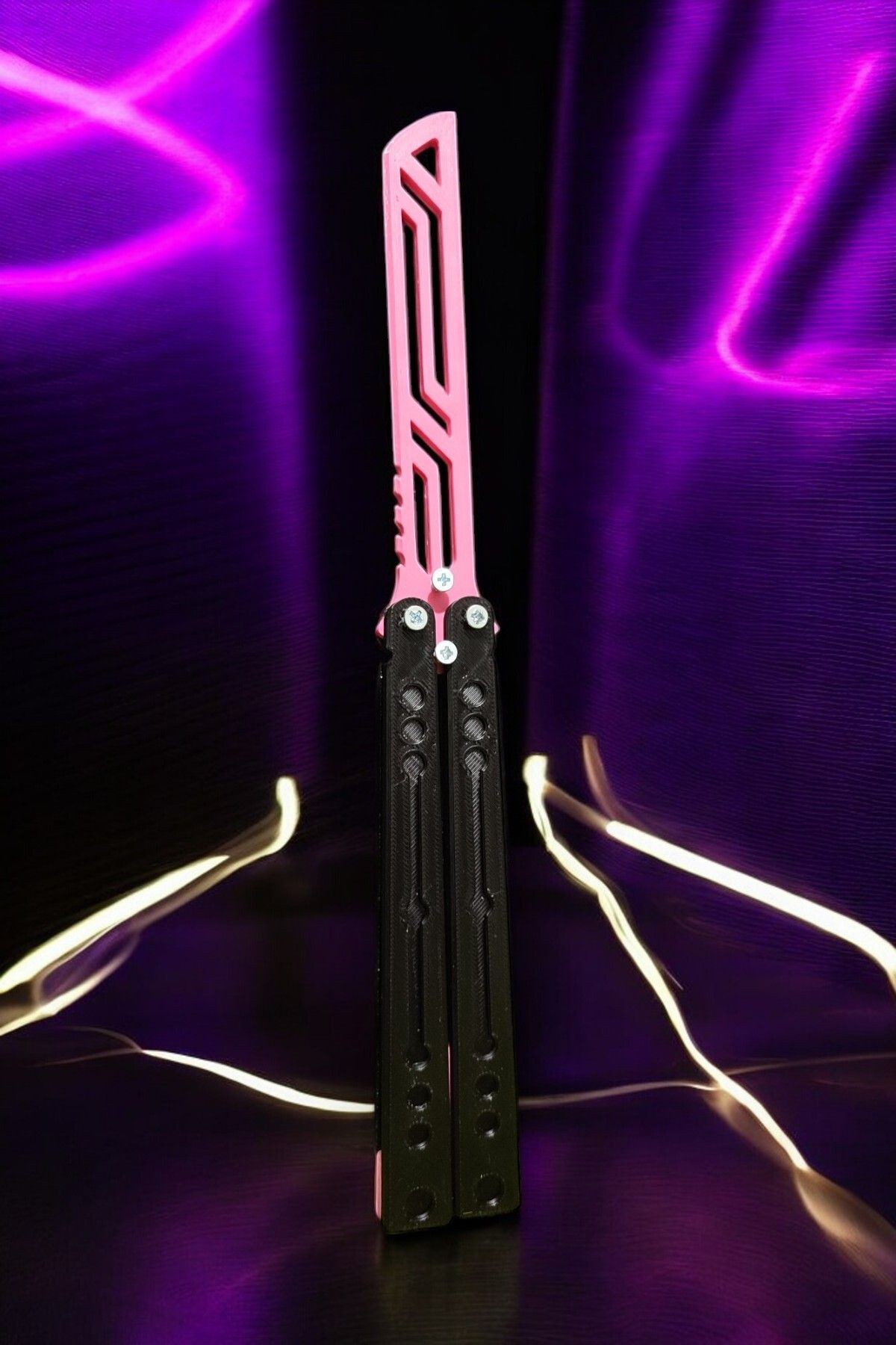 Kelebek Bıçak – Plastik Butterfly Knife (Siyah ve Pembe)