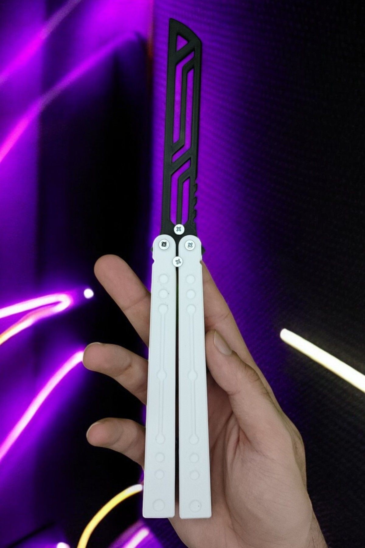 Kelebek Antrenman Alıştırma Bıçağı – Plastik Butterfly Knife (Beyaz ve Siyah)