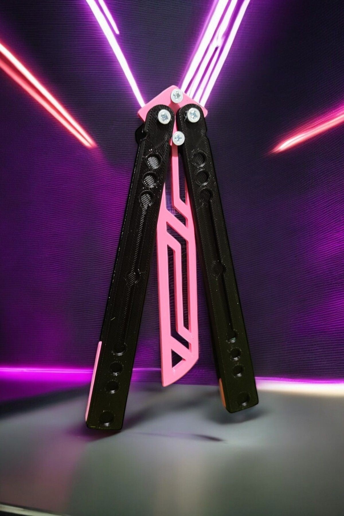 Kelebek Bıçak – Plastik Butterfly Knife (Siyah ve Pembe)