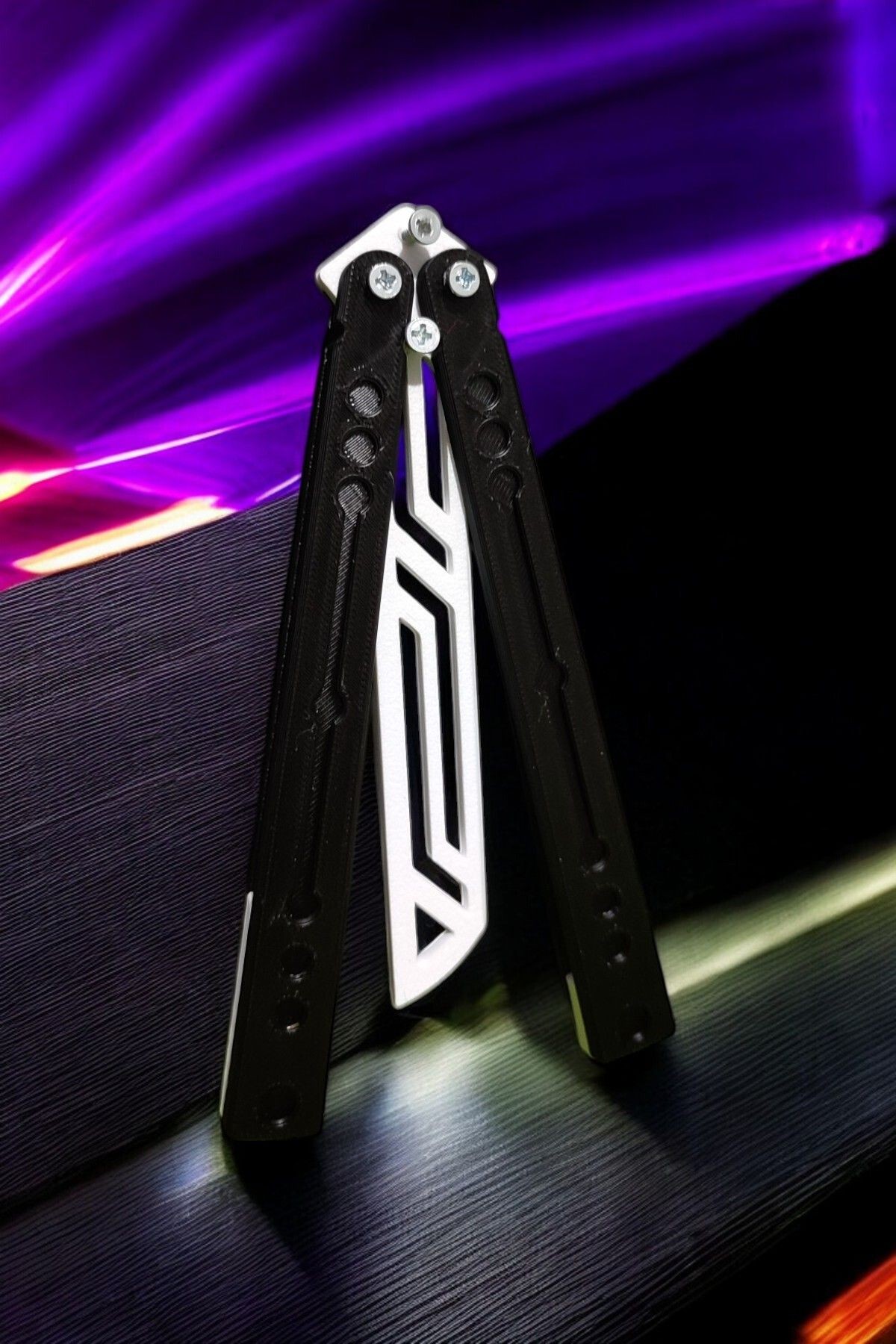 Kelebek Antrenman Alıştırma Bıçağı – Plastik Butterfly Knife (Siyah ve Beyaz)