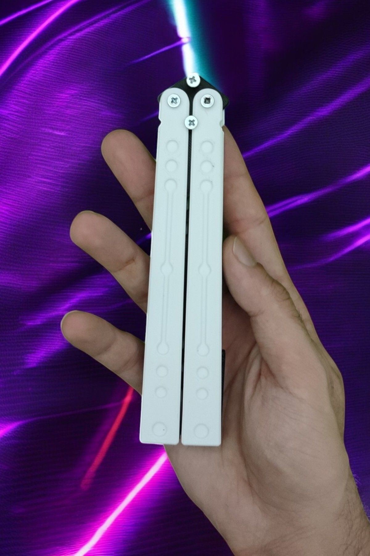 Kelebek Antrenman Alıştırma Bıçağı – Plastik Butterfly Knife (Beyaz ve Siyah)