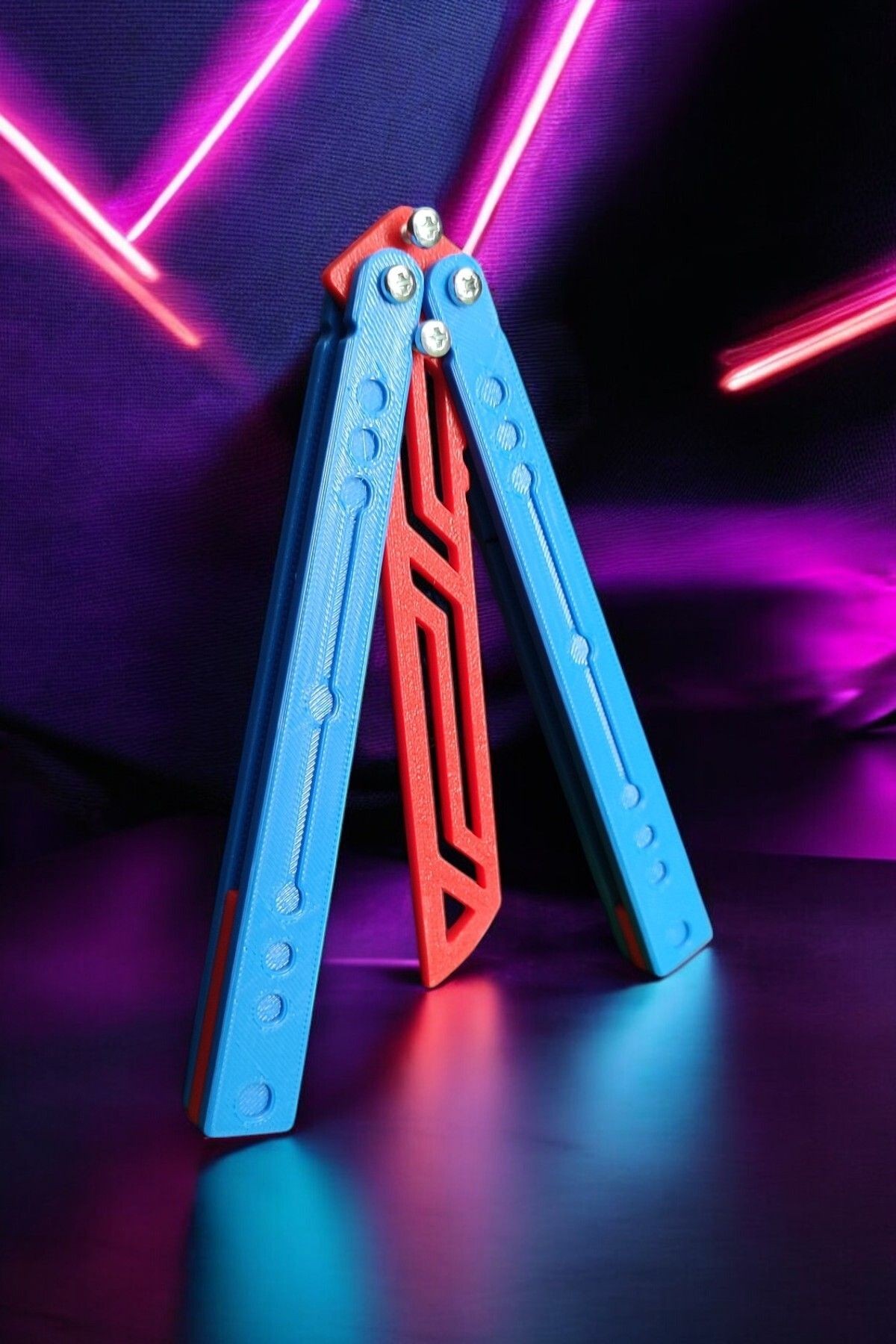 Kelebek Antrenman Alıştırma Bıçağı – Plastik Butterfly Knife (Mavi ve Kırmızı)