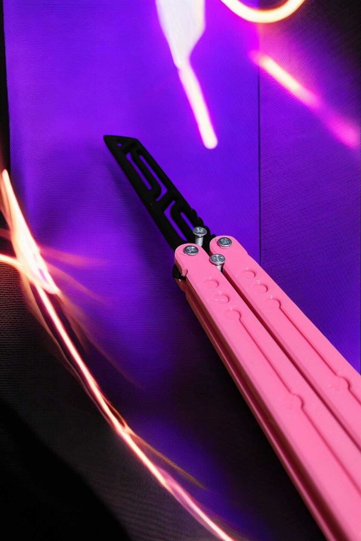 Kelebek Antrenman Alıştırma Bıçağı – Plastik Butterfly Knife (Pembe ve Siyah)