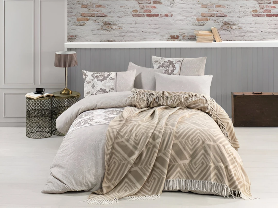 Pamuklu Çift Kişilik Jakarlı Çarşaf ve Battaniye Seti - Romano