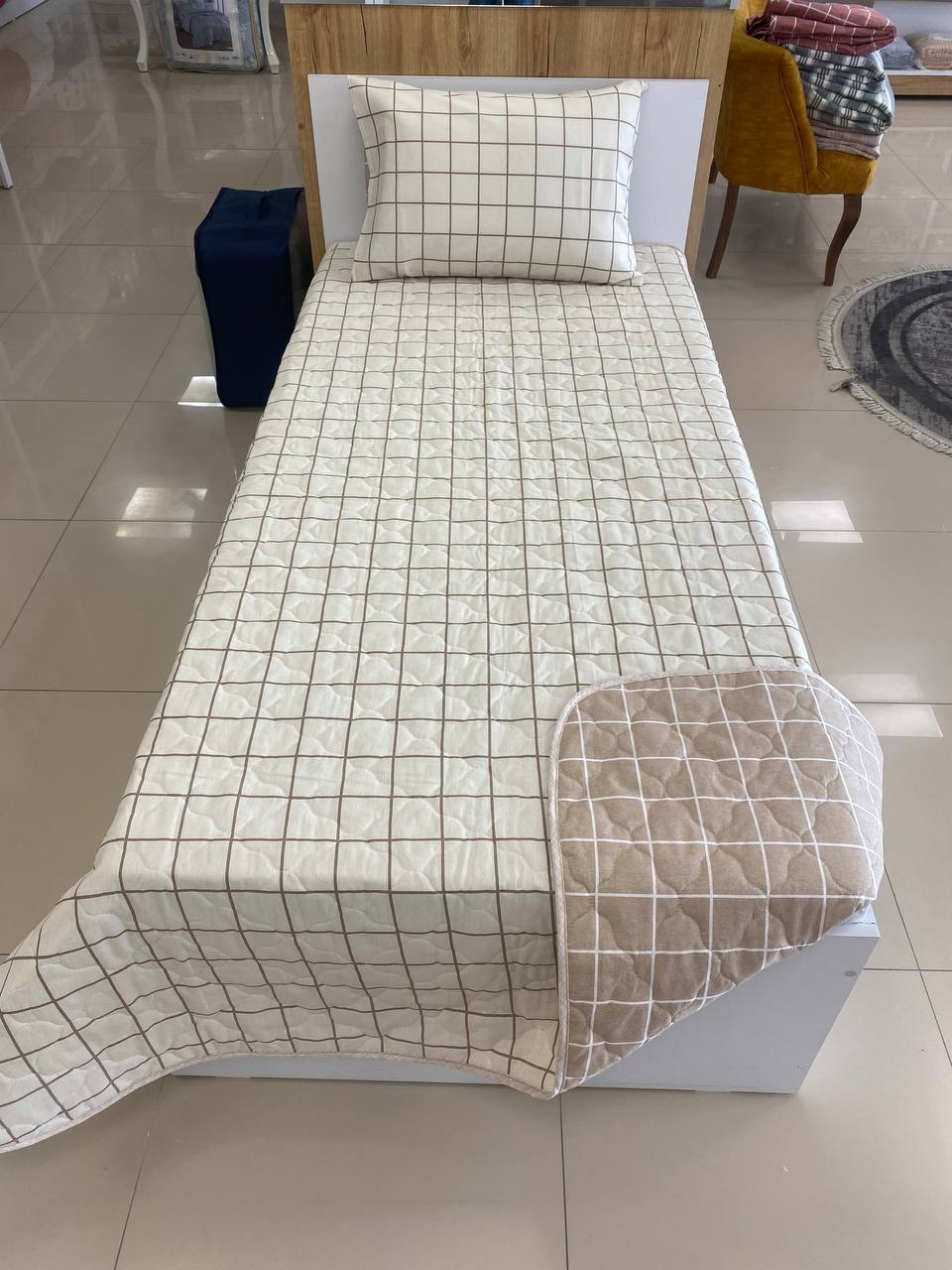 Tek Kişilik Kapitoneli Çift Taraflı Yatak Örtüsü Takımı Genç Çocuk Odası Yatak Örtüsü        