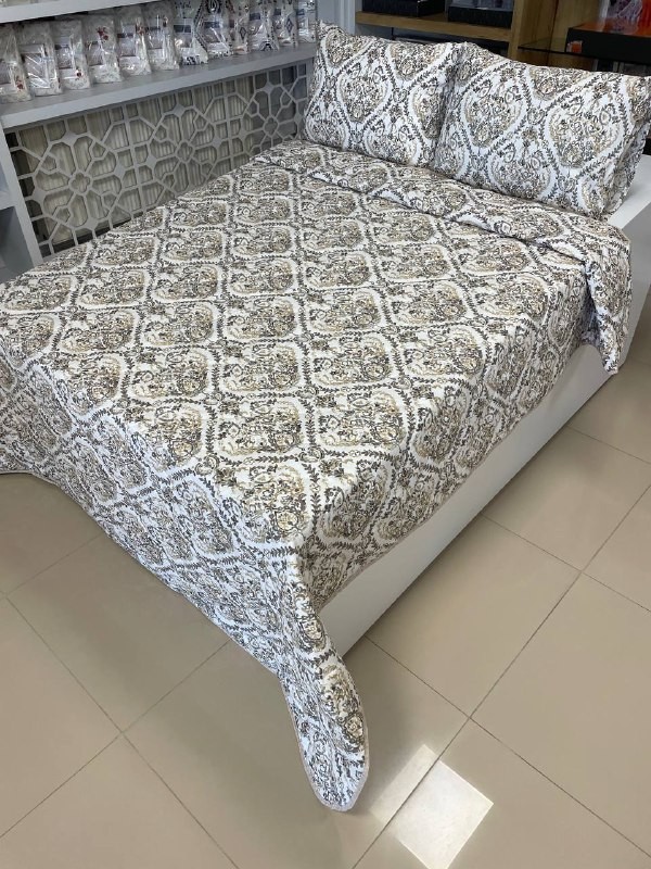 Modern Tarz Çift Kişilik Battal Boy Yatak Örtüsü Seti – 230x250 cm | 2 Adet Yastık Kılıfı (50x70 cm)
