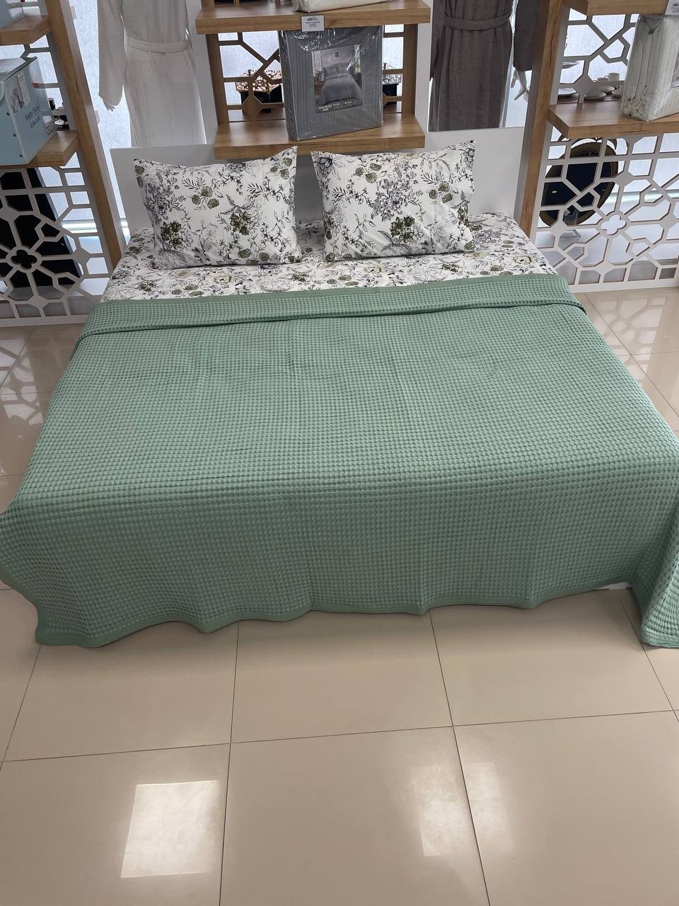 Çift Kişilik Battal Boy Havuzlu % 100 Pamuklu Pike Takımı - YEŞİL