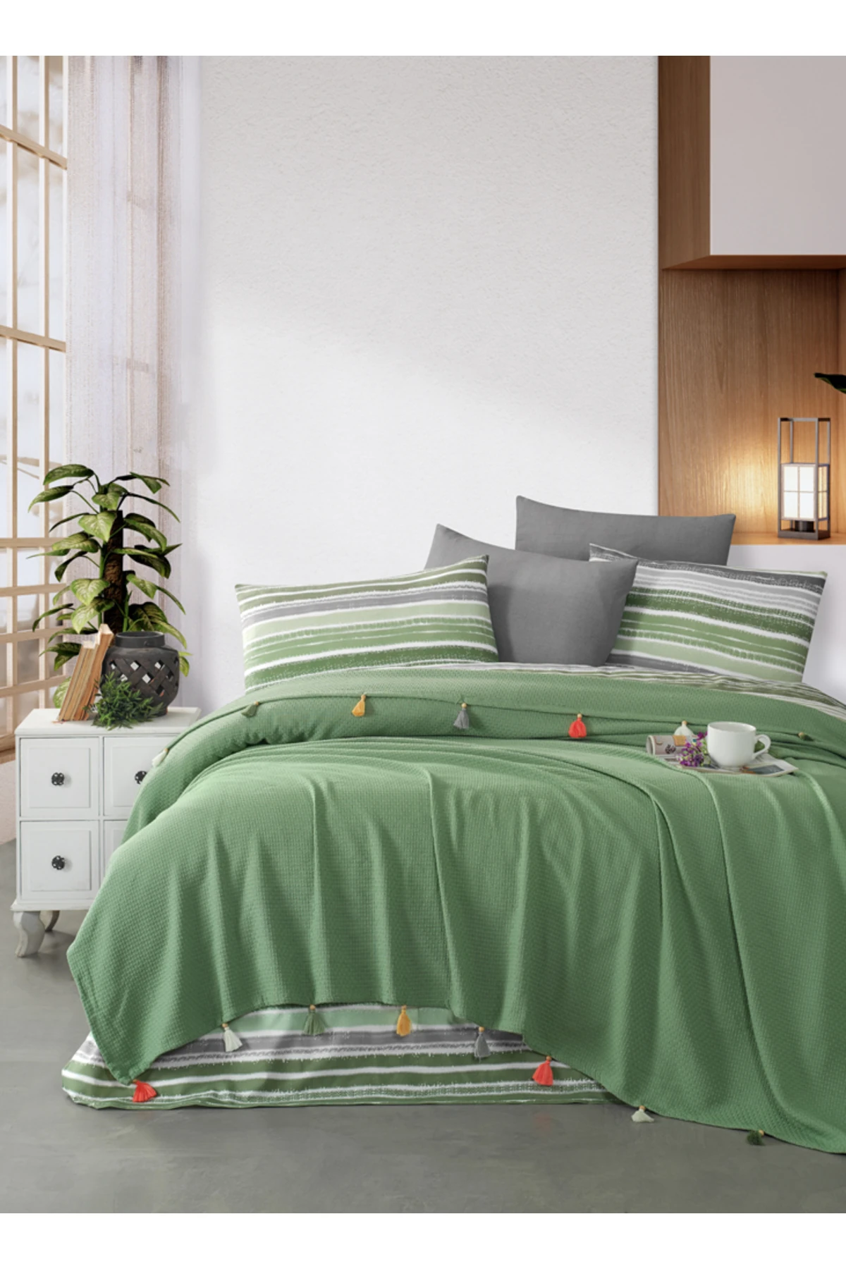 Çift Kişilik Püsküllü Çeyizlik Pike Takımı 4 Parça Pike Seti - YEŞIL