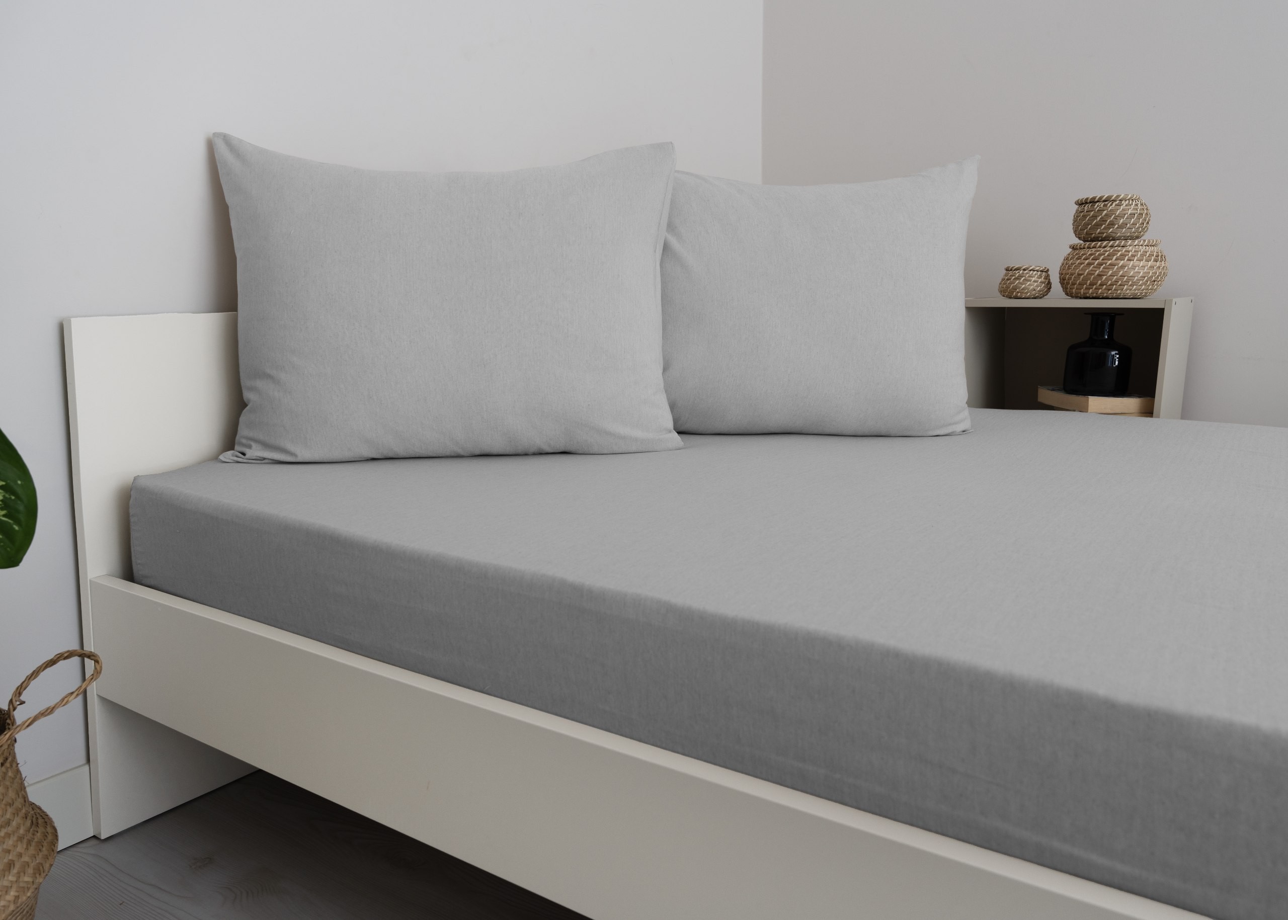 Çift Kişilik Pamuklu Düz Renk Fitted Lastikli Çarşaf Takımı - Gri