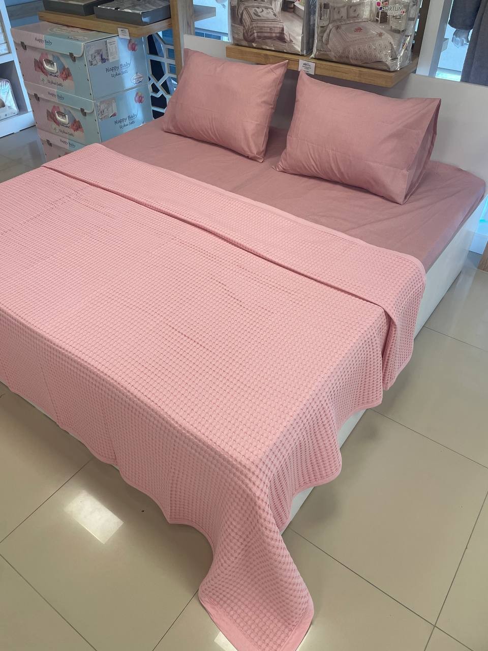 Çift Kişilik Battal Boy Havuzlu % 100 Pamuklu Pike Takımı - PEMBE