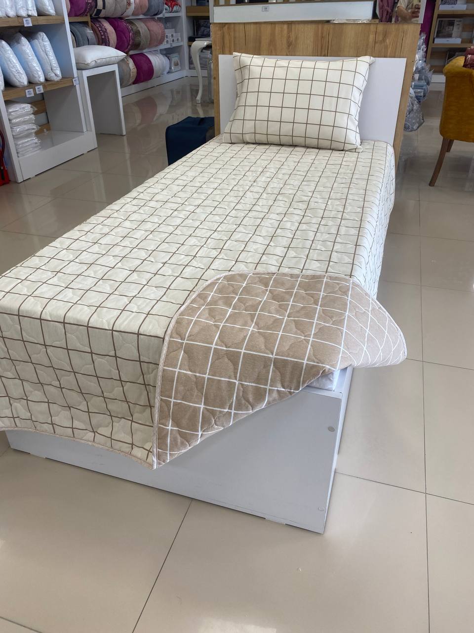 Tek Kişilik Kapitoneli Çift Taraflı Yatak Örtüsü Takımı Genç Çocuk Odası Yatak Örtüsü        