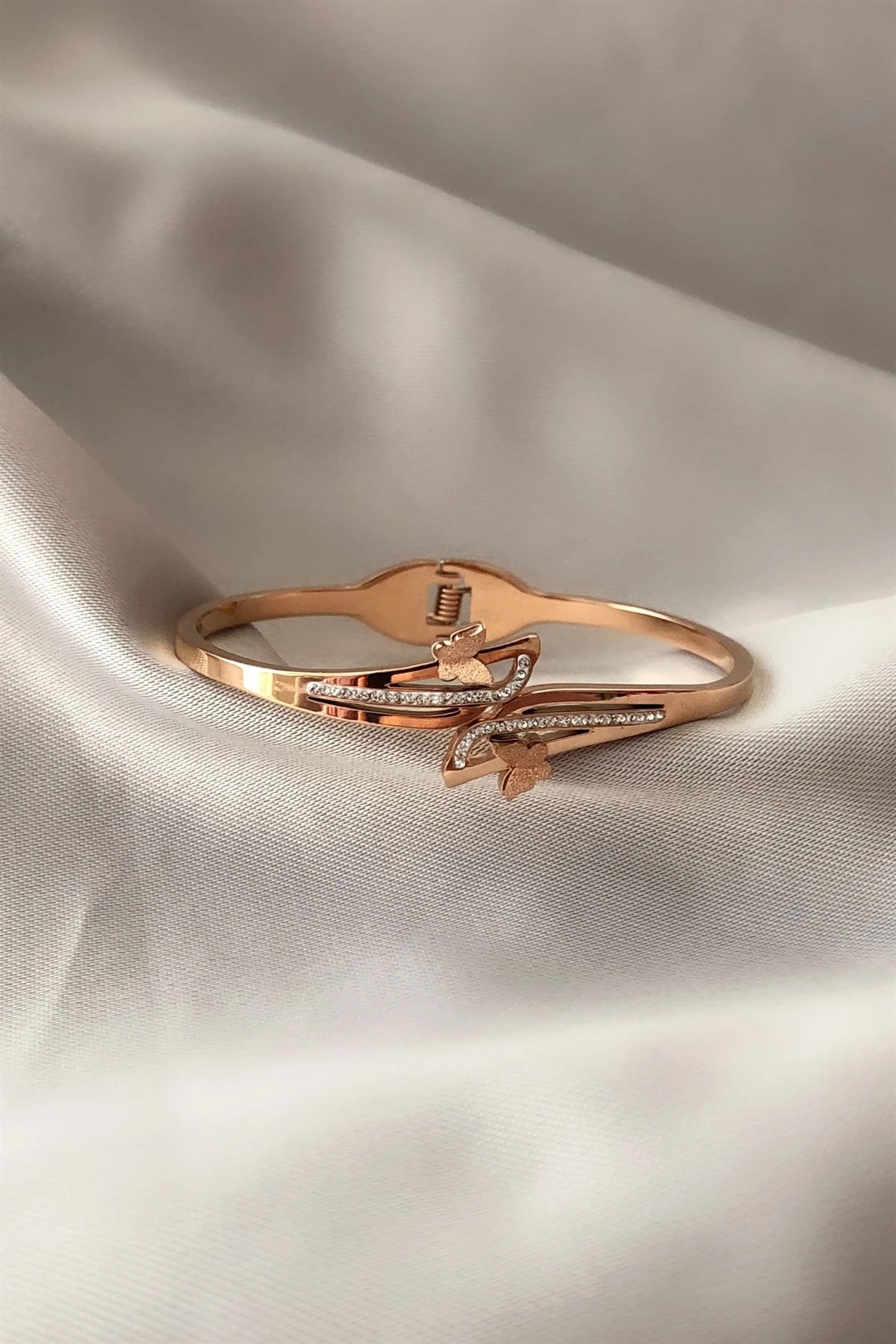 Kelebekli Çelik Bileklik