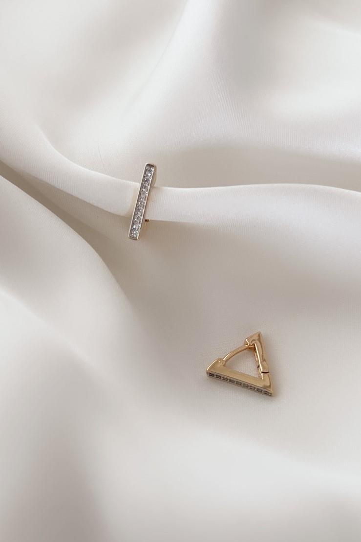 Triangle Özel Seri Küpe