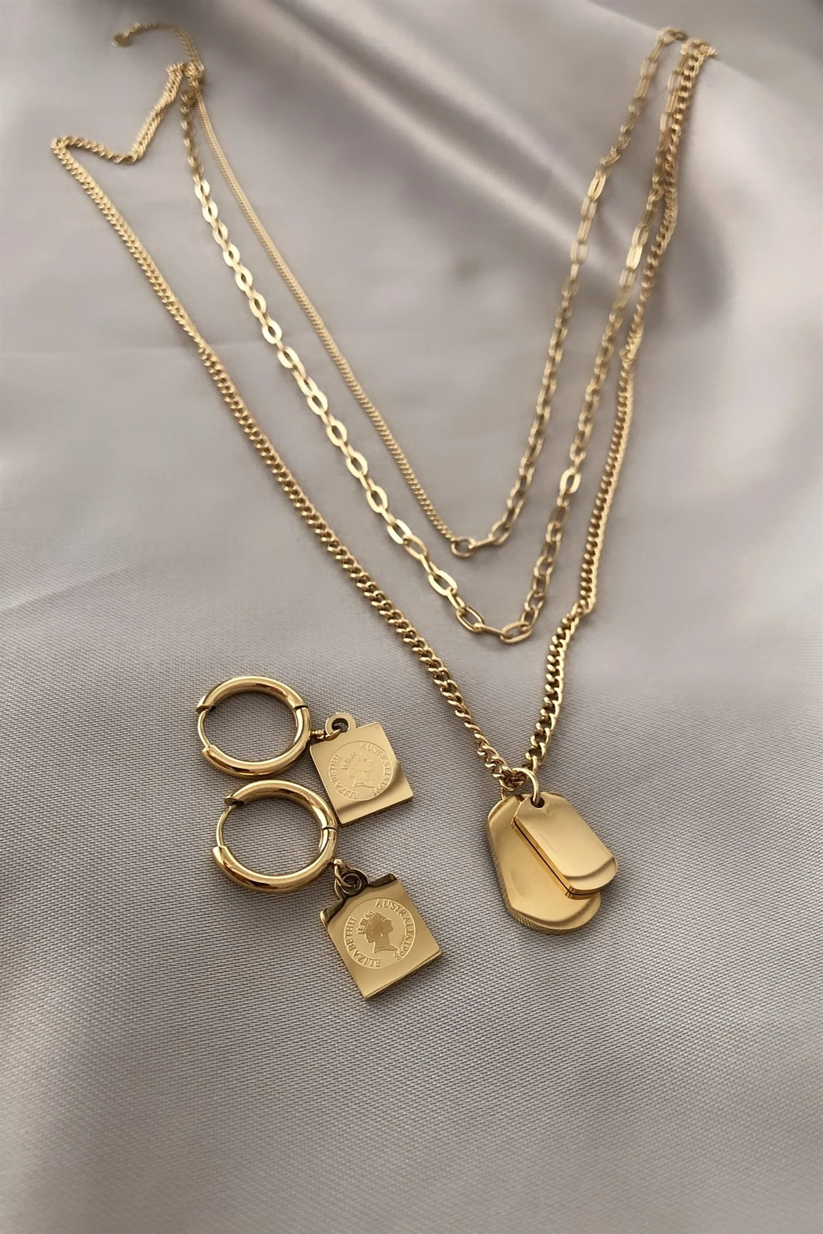 Plaka Madalyon Çelik Kolye Küpe Seti