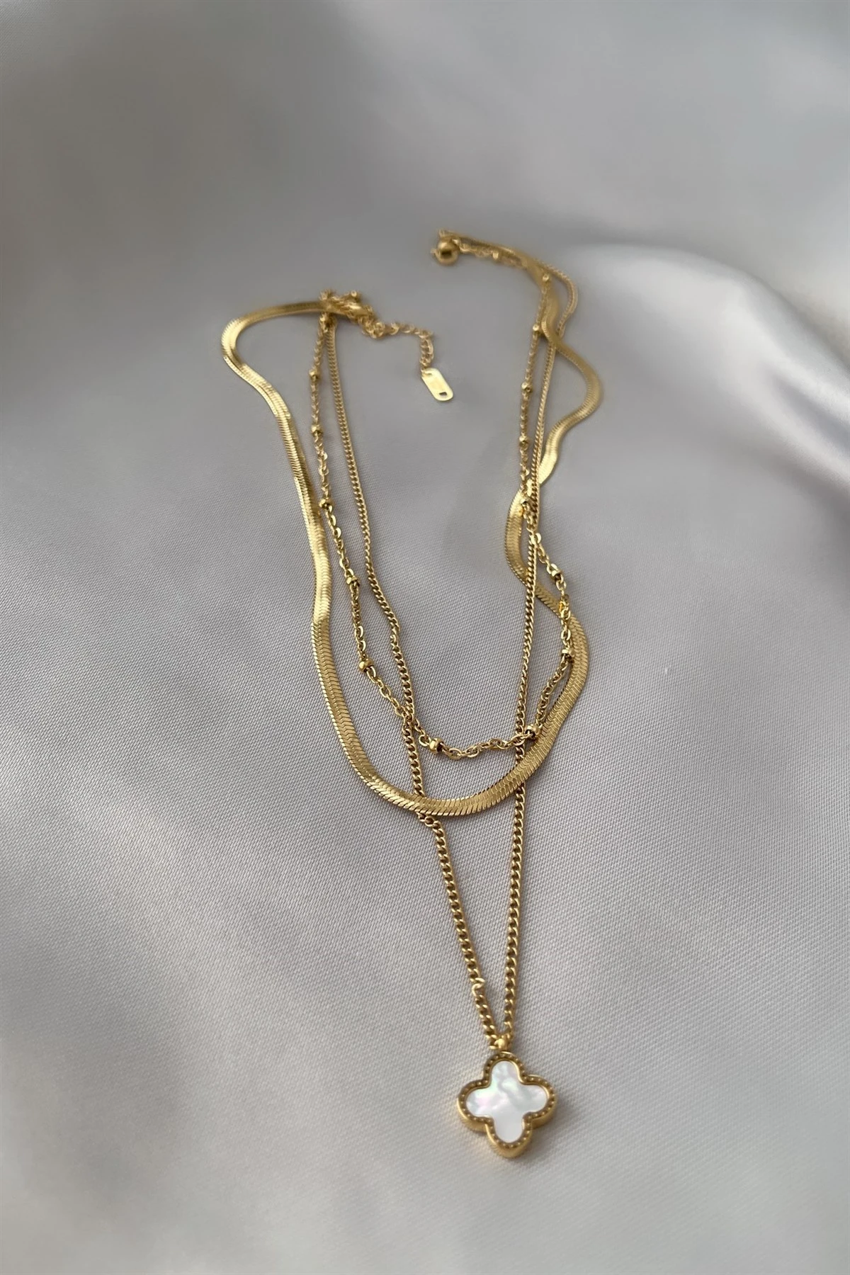 Cleef Sedefli Çelik Kolye