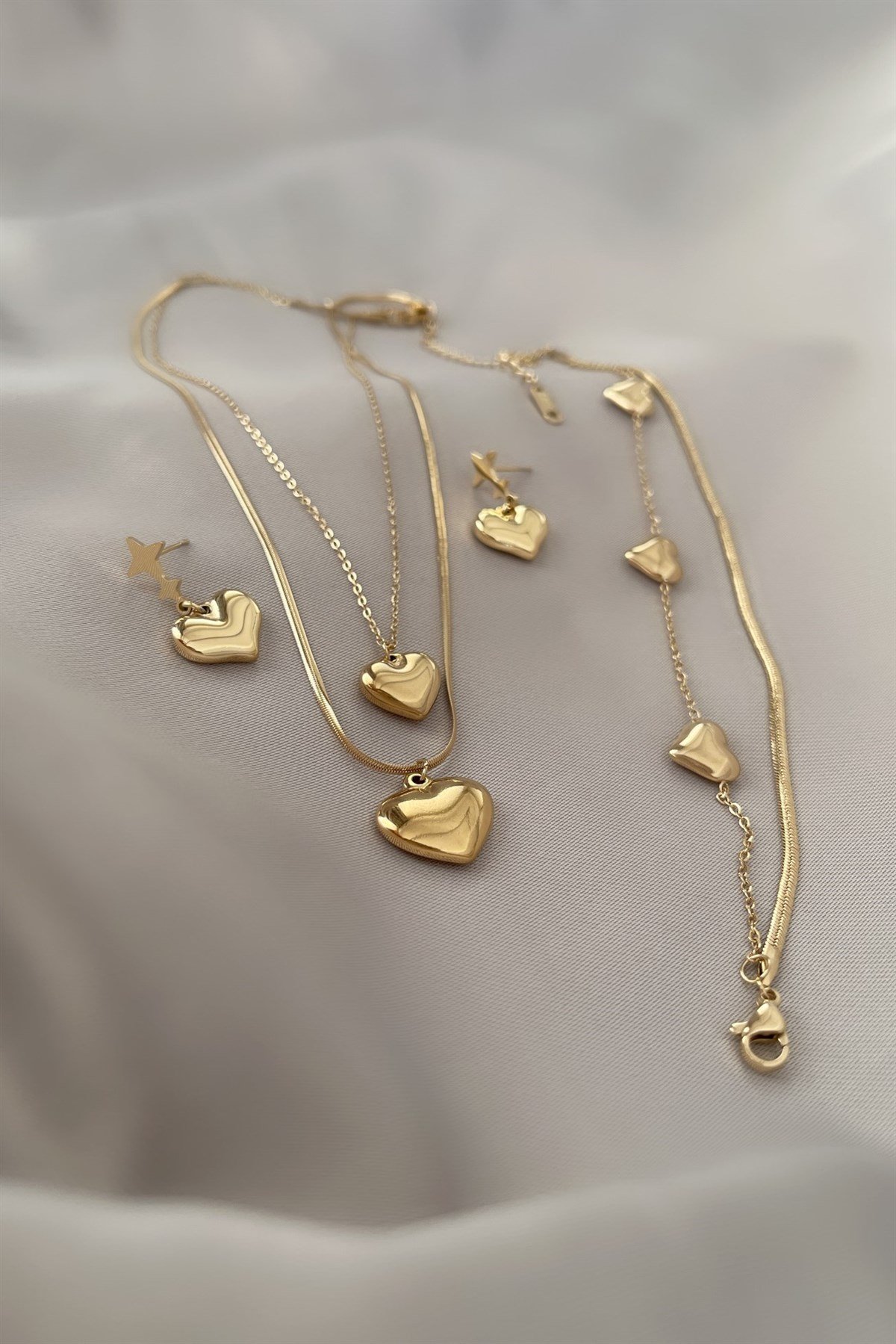Heart Çelik Kolye Küpe Bileklik Seti