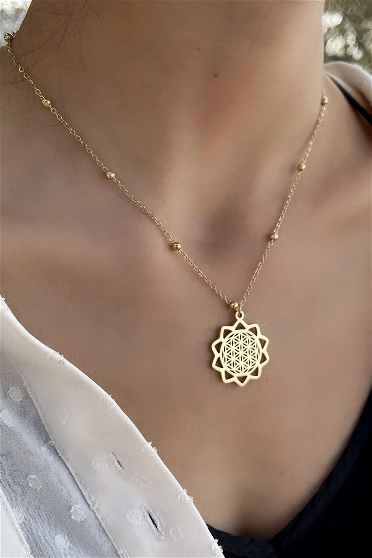 Yaşam Çiçeği Çelik Kolye