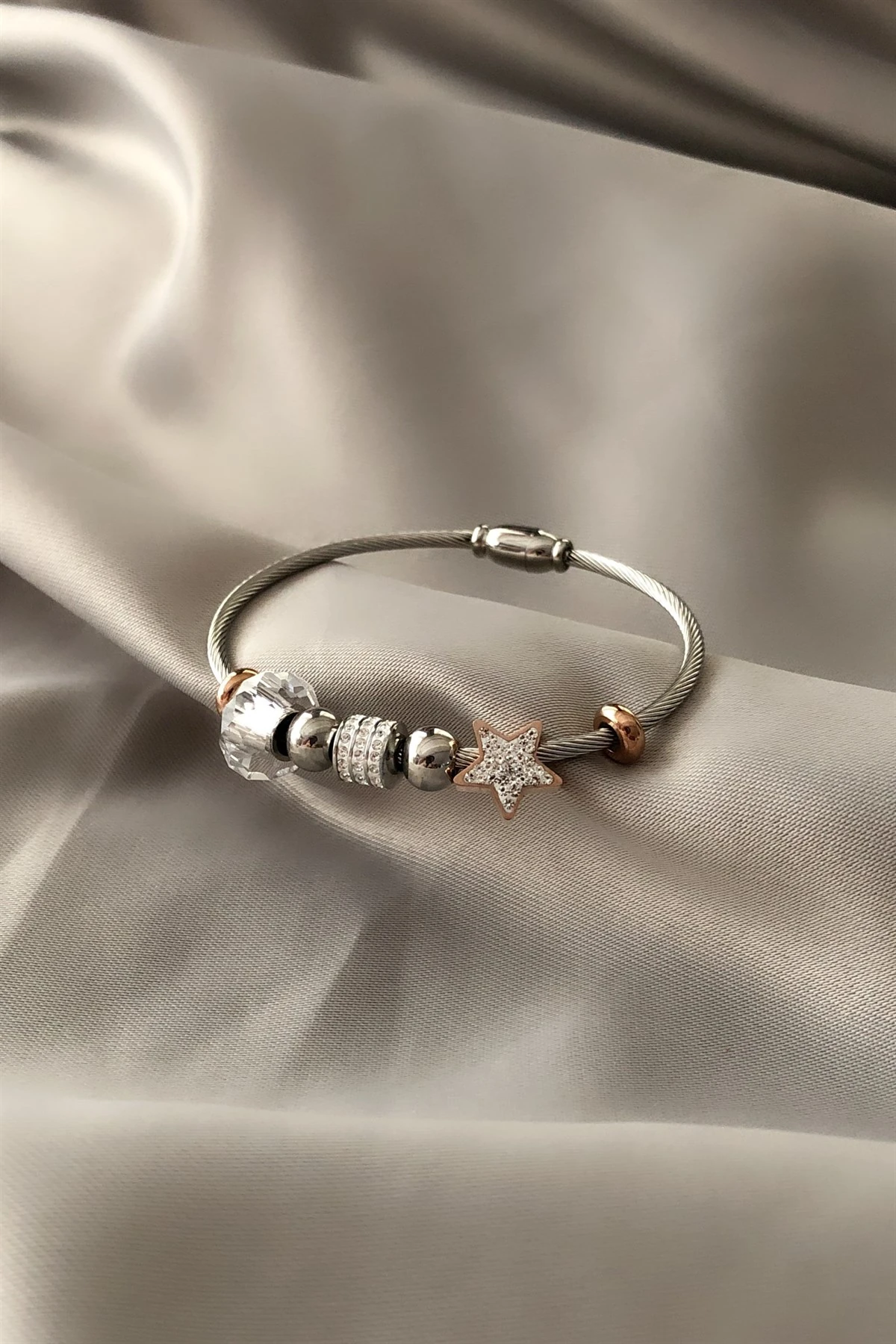 Charmlı Çelik Bileklik