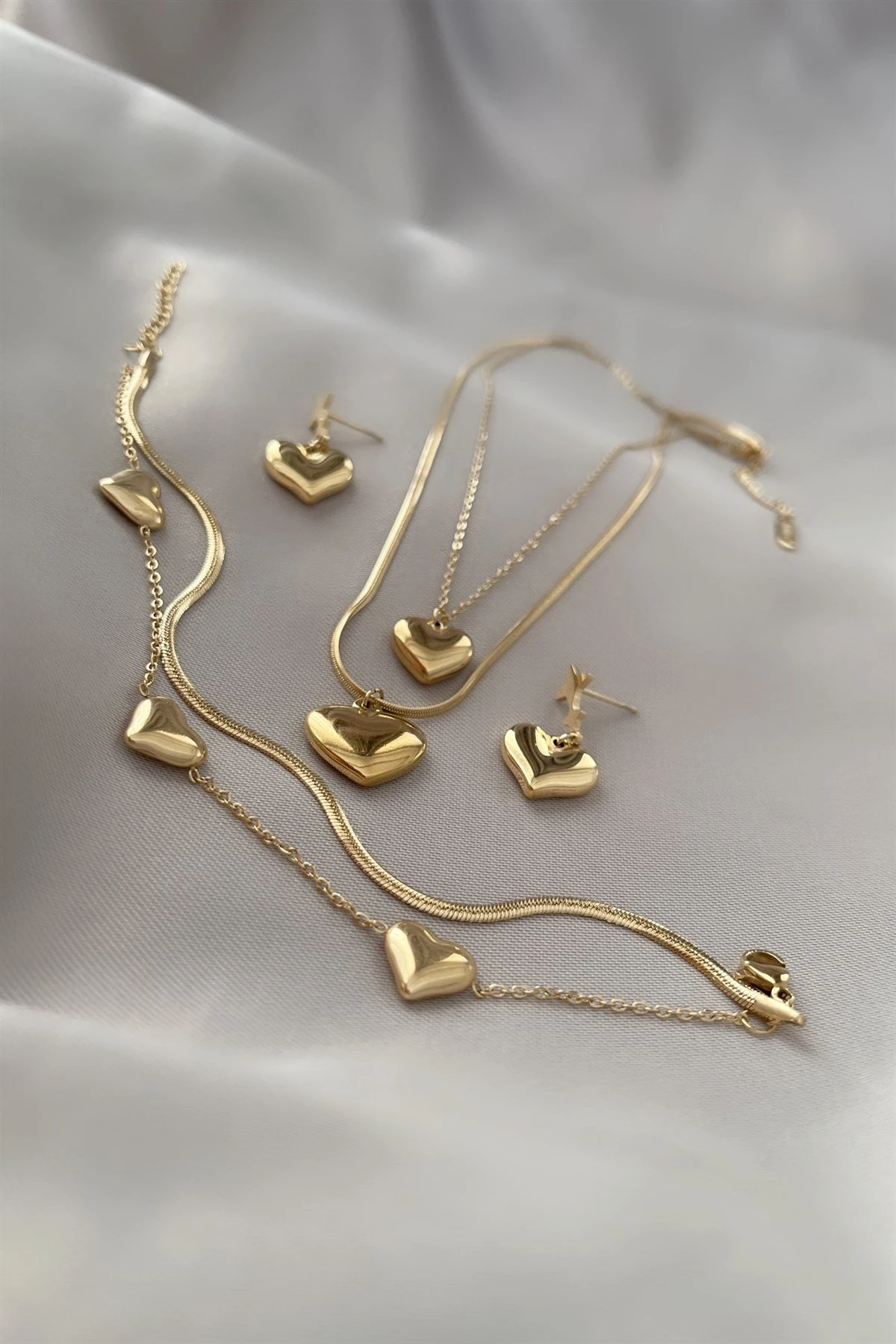 Heart Çelik Kolye Küpe Bileklik Seti