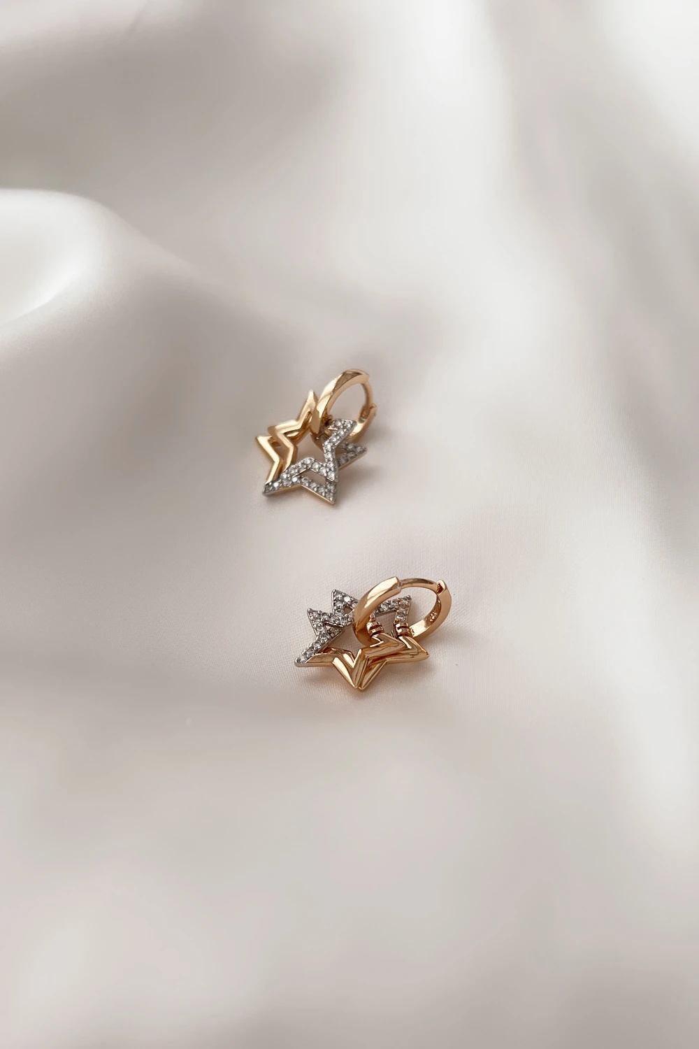 Aros Luz de Estrella Özel Seri Küpe