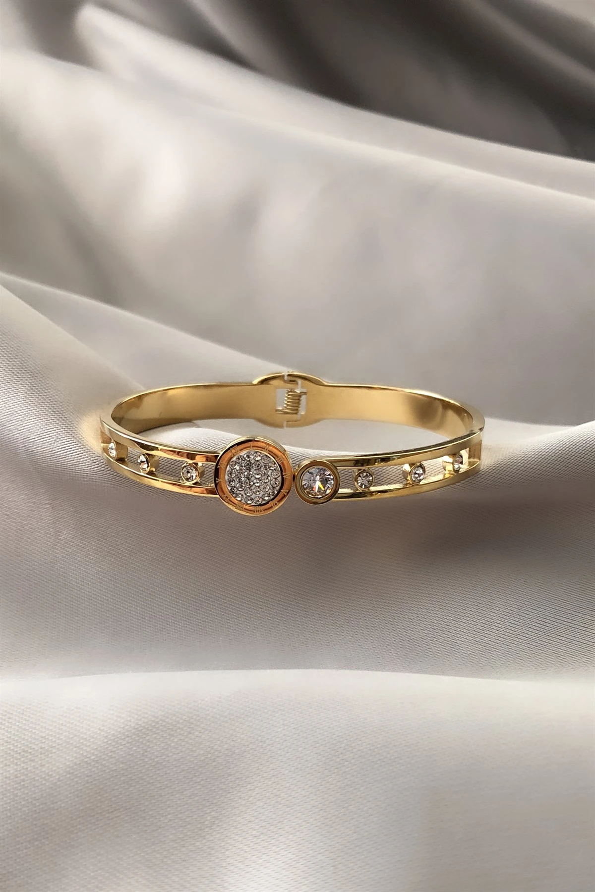 Zirkon Taşlı Çelik Bileklik