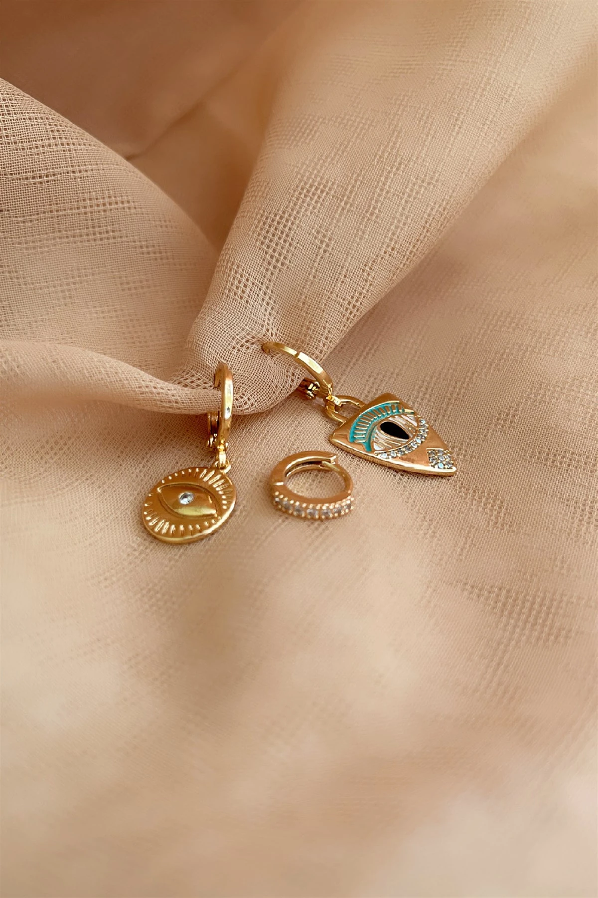 Eyes Özel Seri Küpe Seti