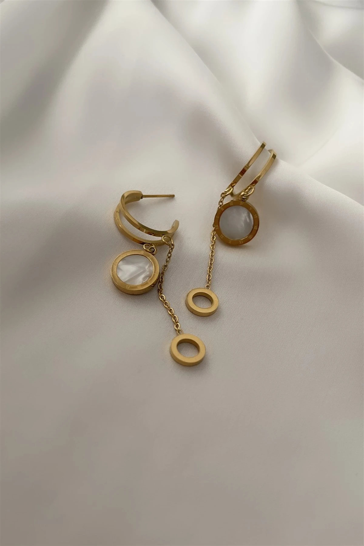 Sedefli Çelik Küpe