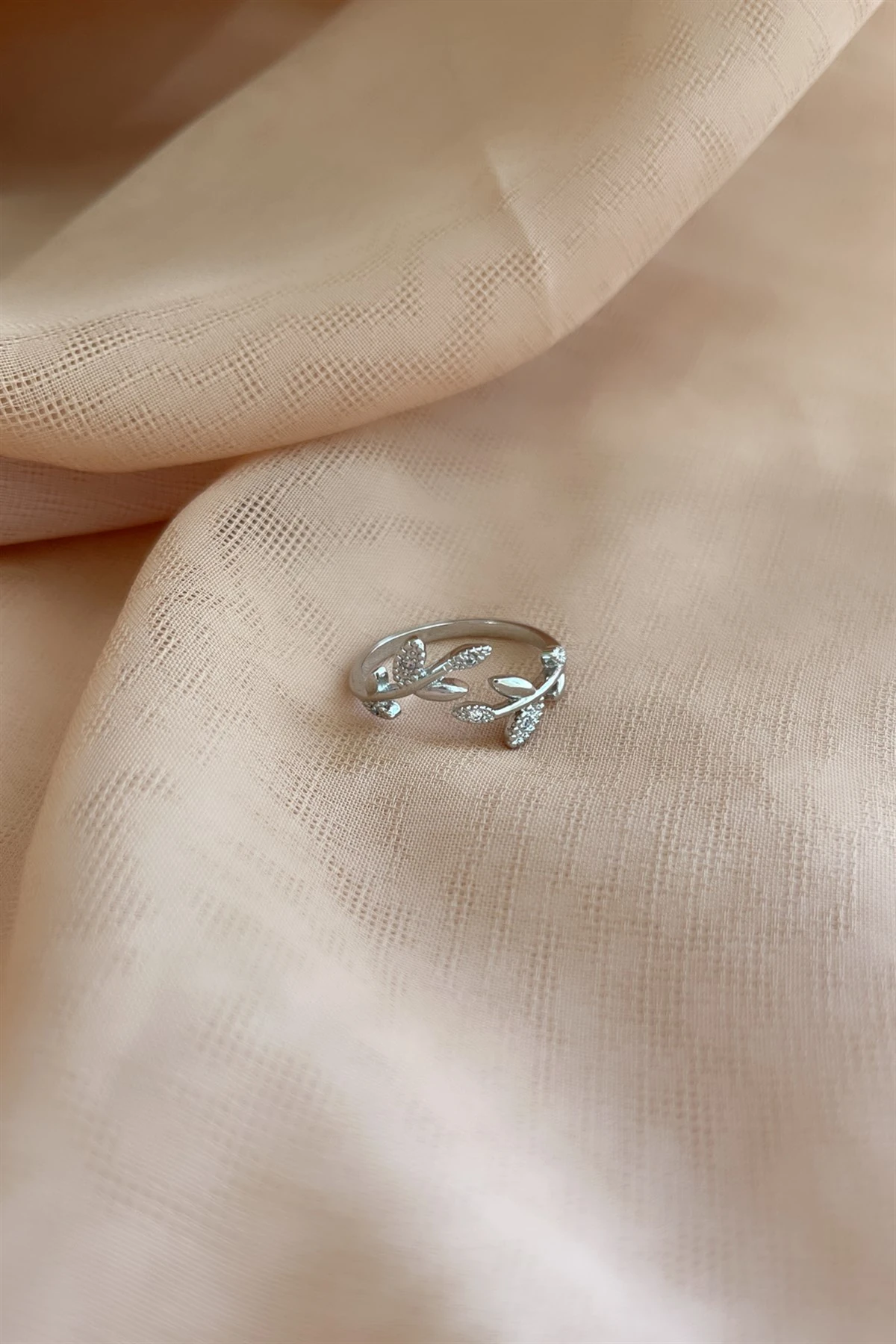 Leaf Özel Seri Yüzük