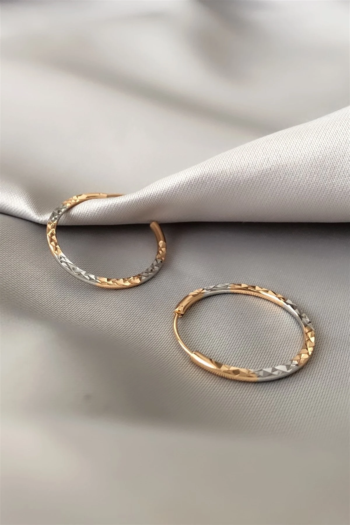 Çift Renk Özel Seri Küpe