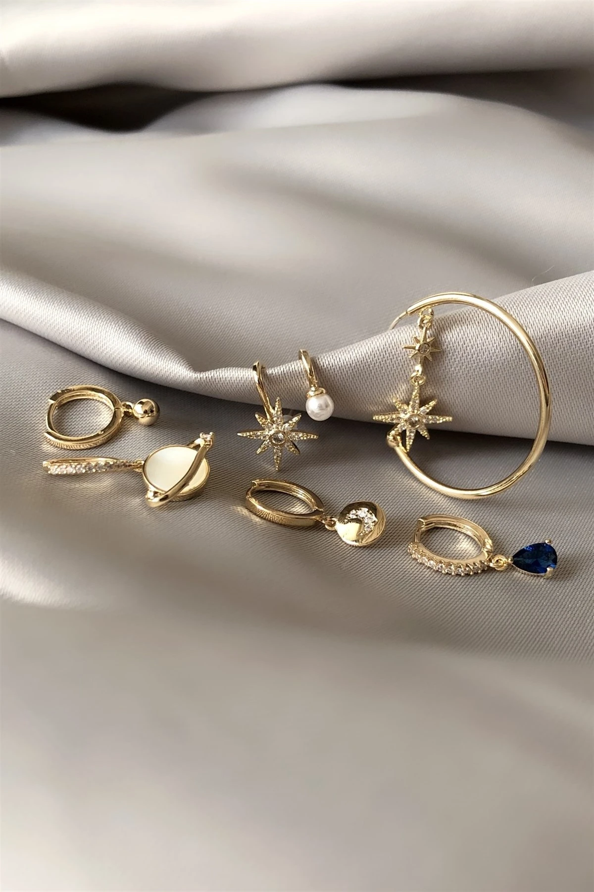 Planet Özel Seri Küpe Seti