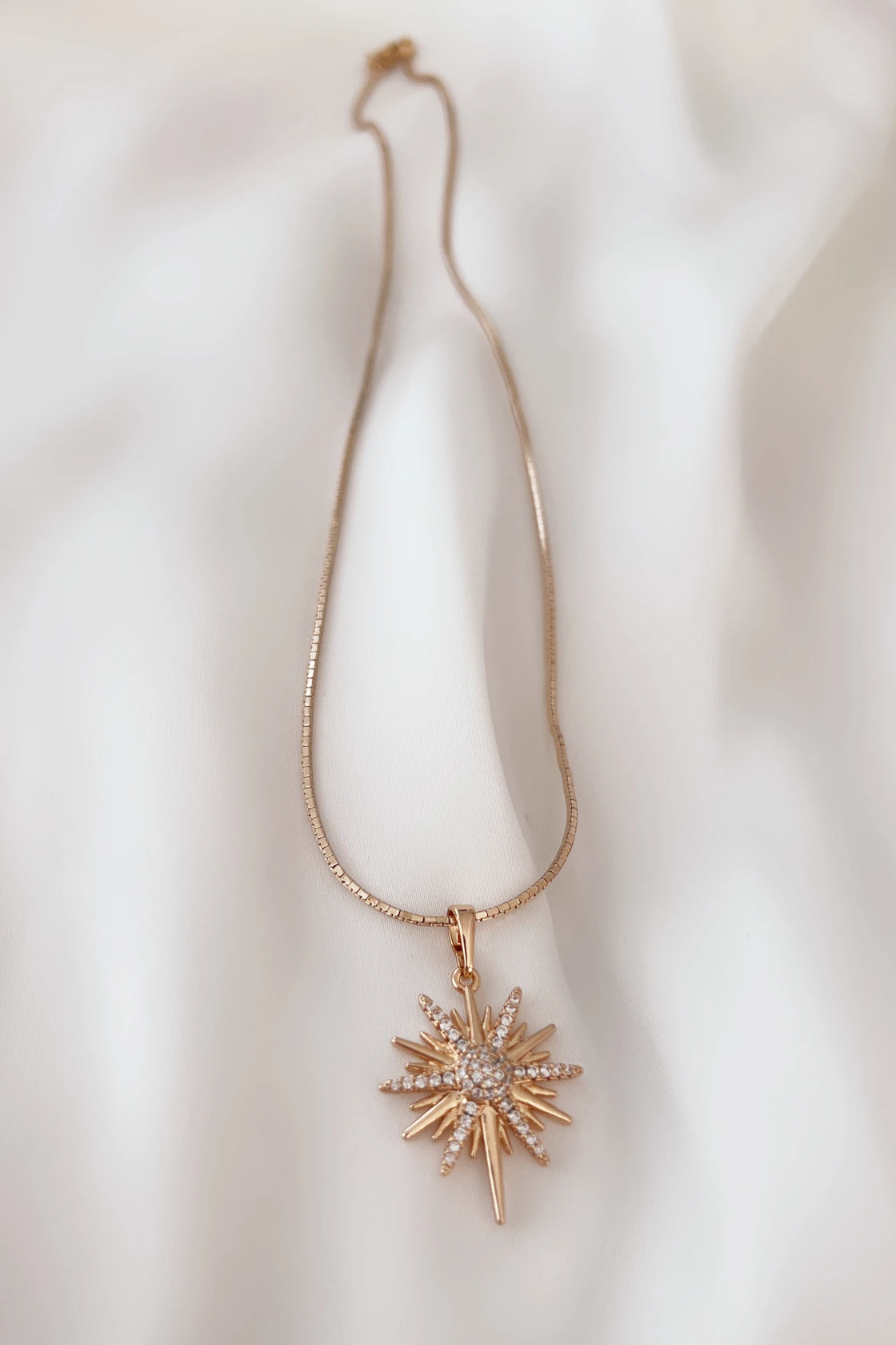 Destello Dorado Özel Seri Kolye