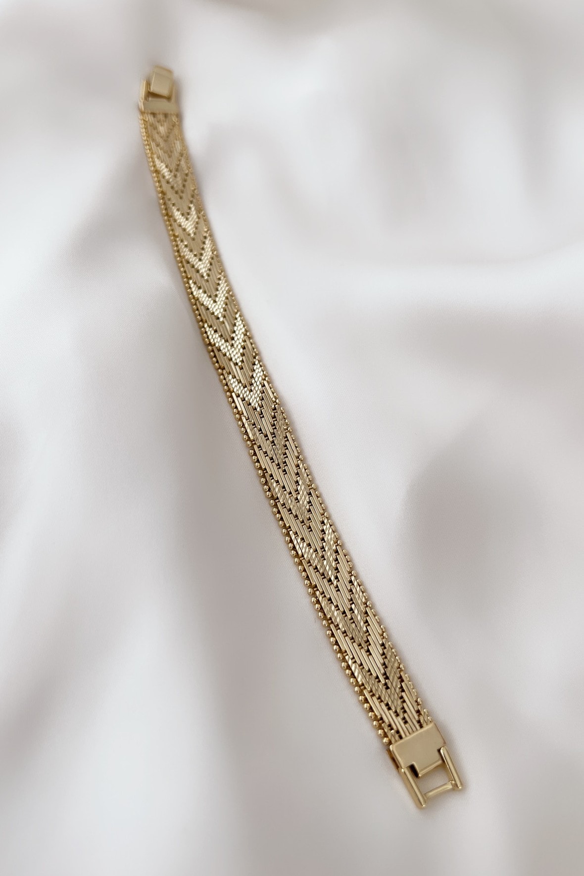 Golden Wawe Özel Seri Bileklik