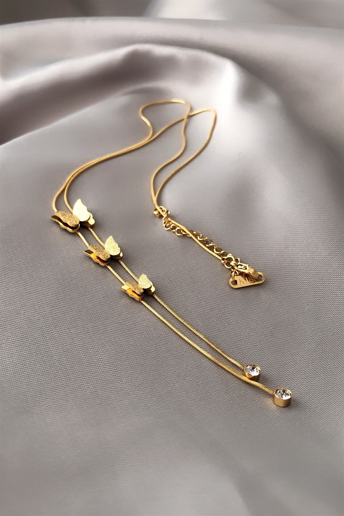 Kelebekli Çelik Kolye