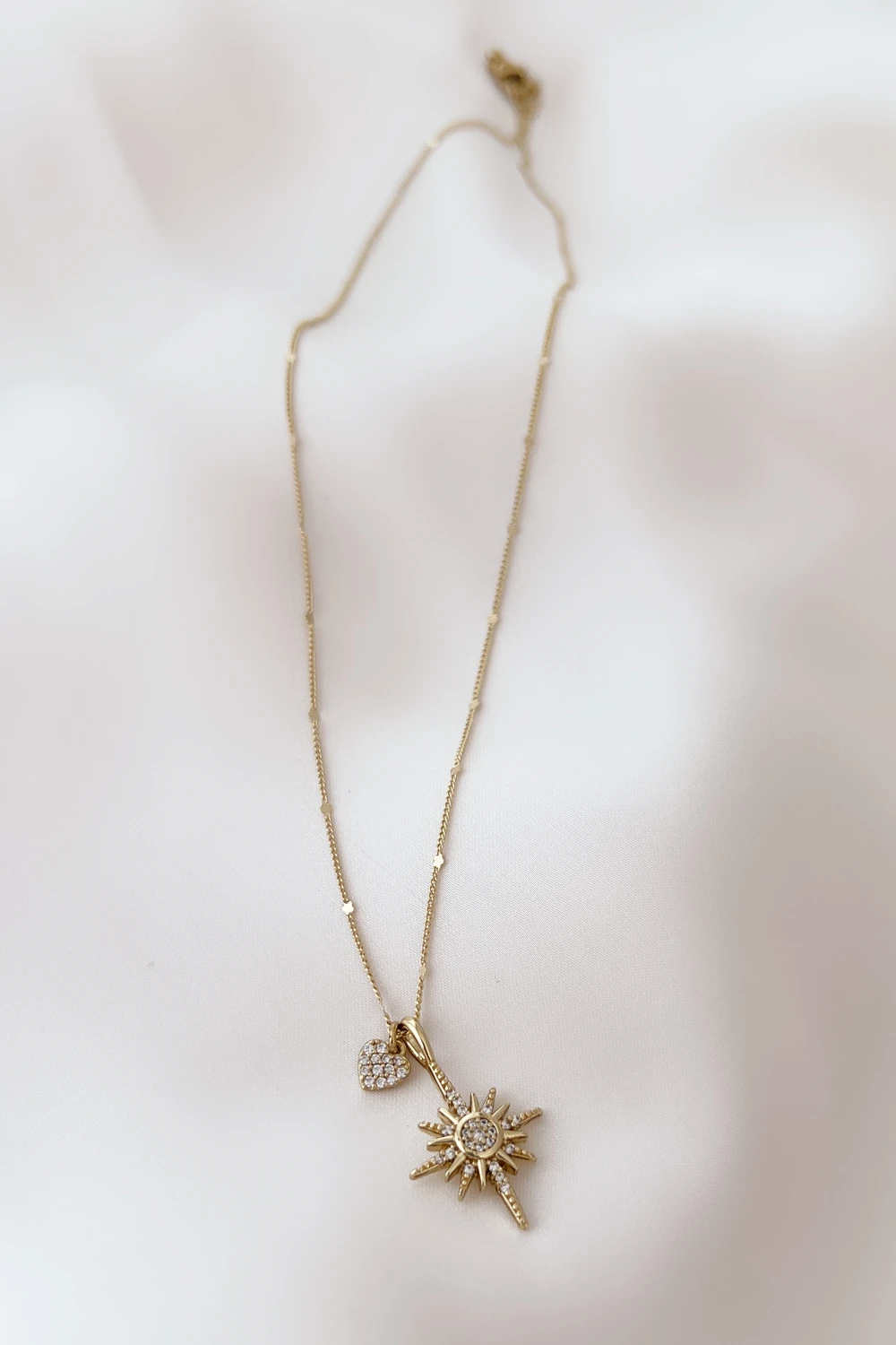 Cuore di Sole Özel Seri Kolye