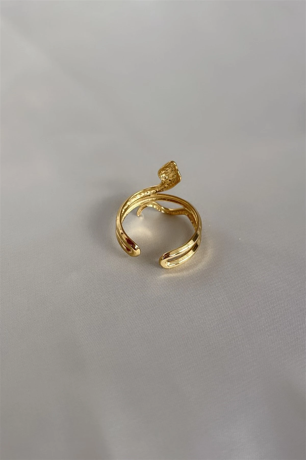 Golden Snake Çelik Yüzük