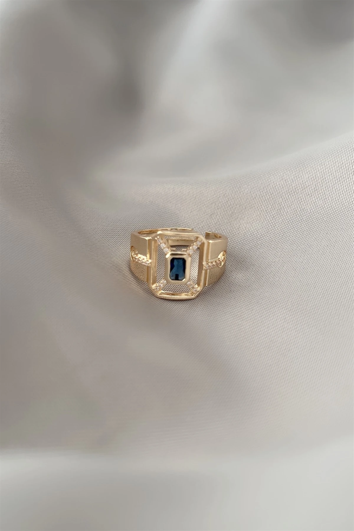 Madalyon Özel Seri Yüzük