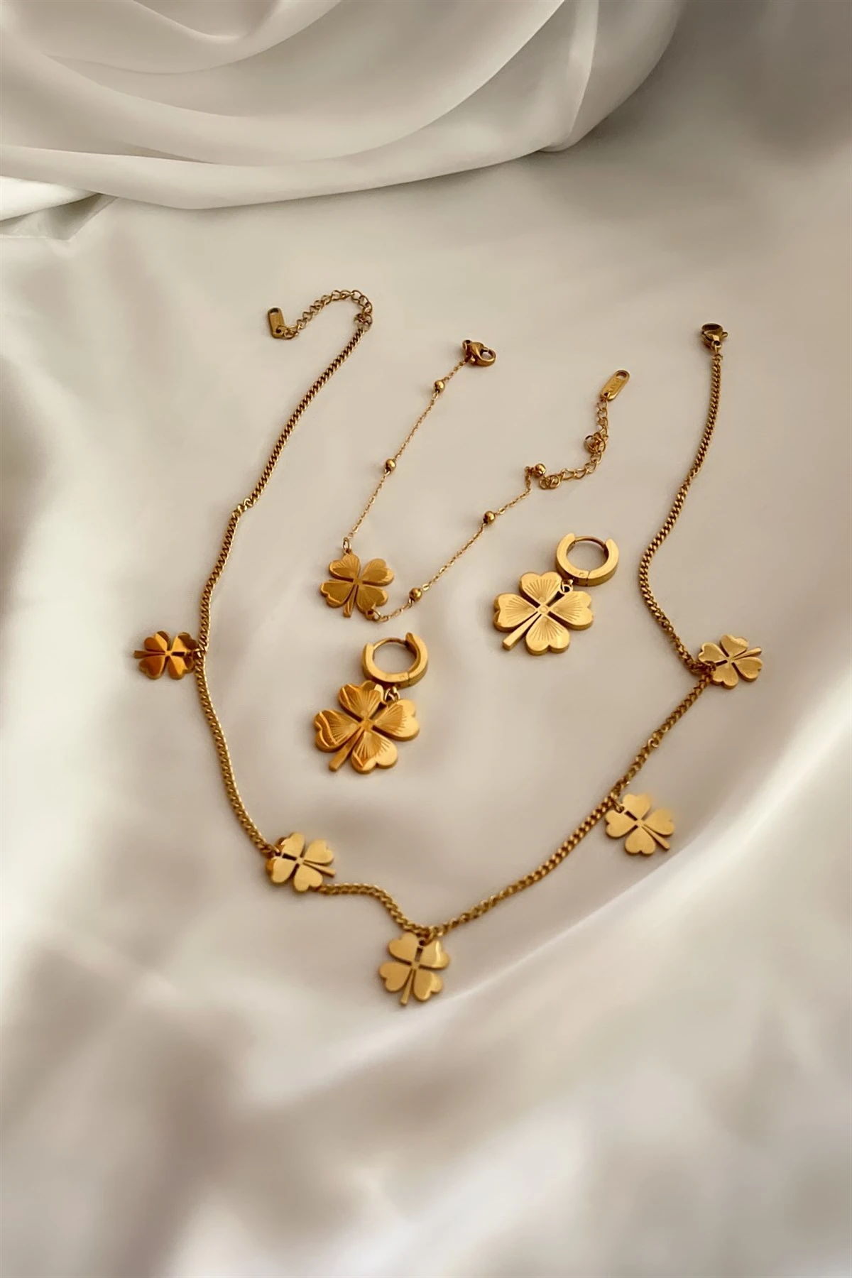 Four Leaf Clover Çelik Set