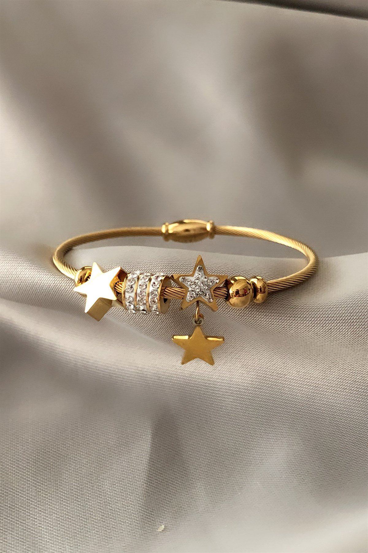 Charmlı Çelik Bileklik