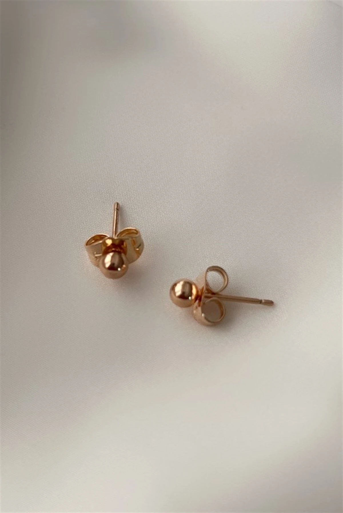 Top Özel Seri Küpe (5 Mm)