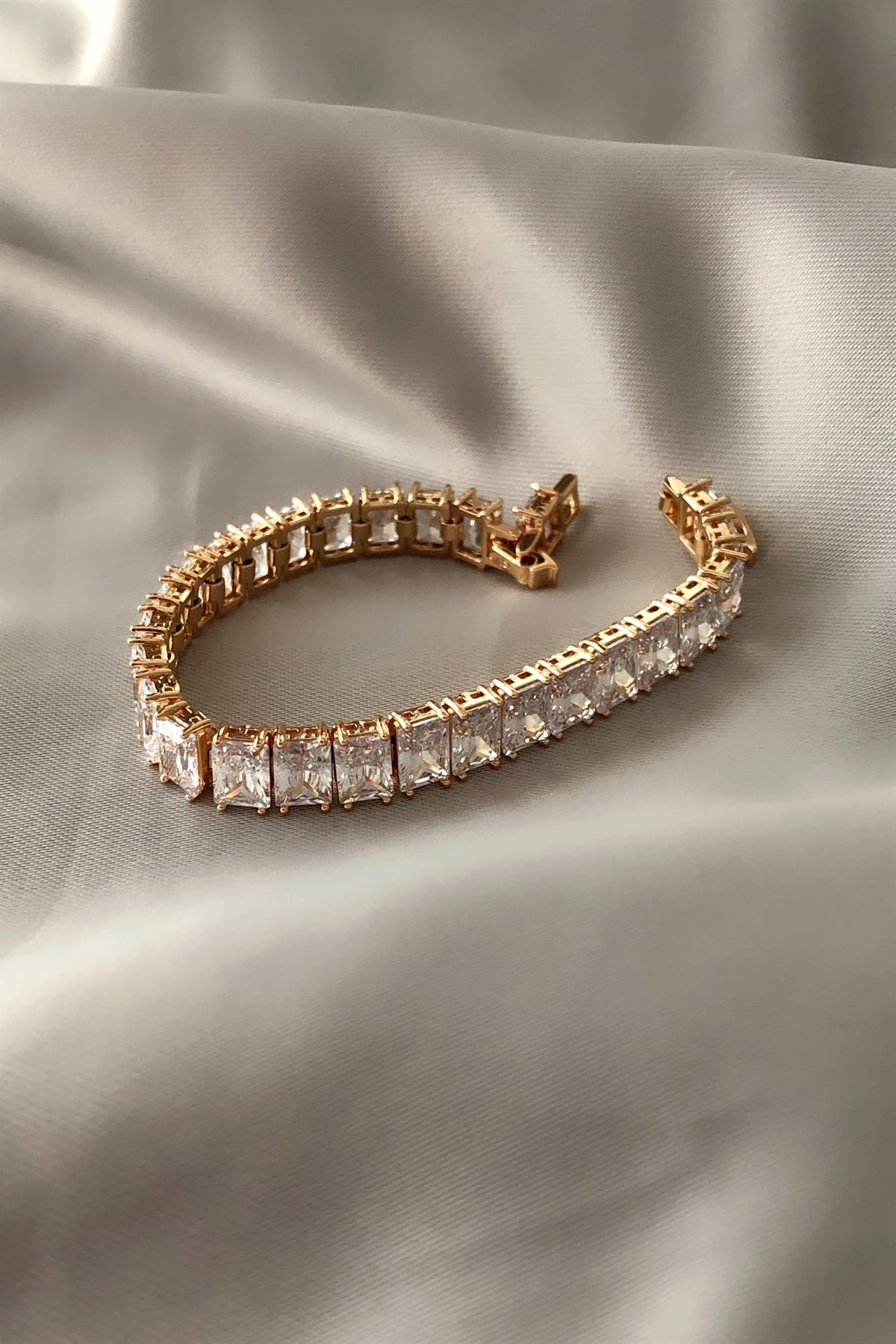 Özel Seri Su Yolu Bileklik