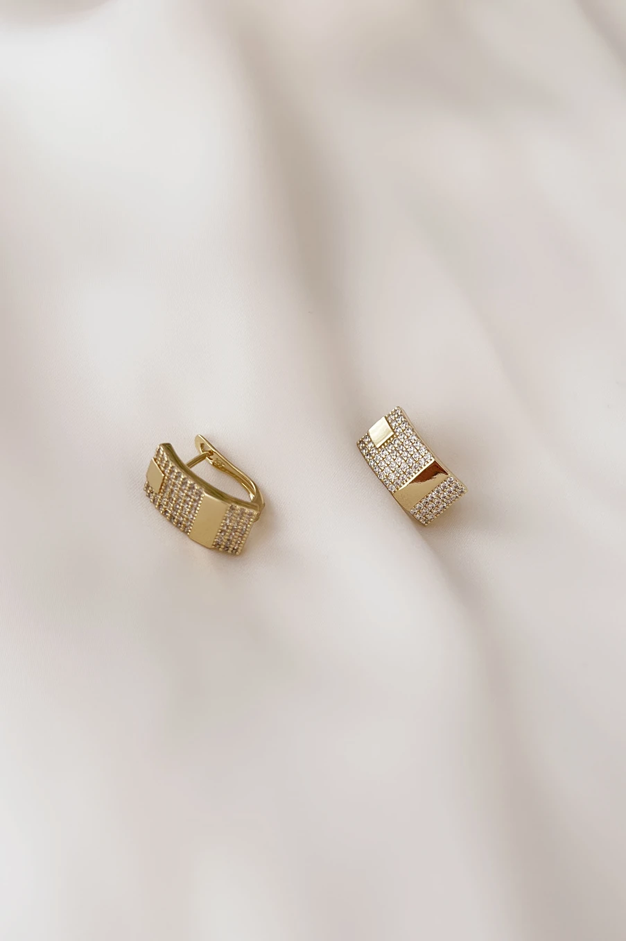 Onda Dorata Özel Seri Küpe 